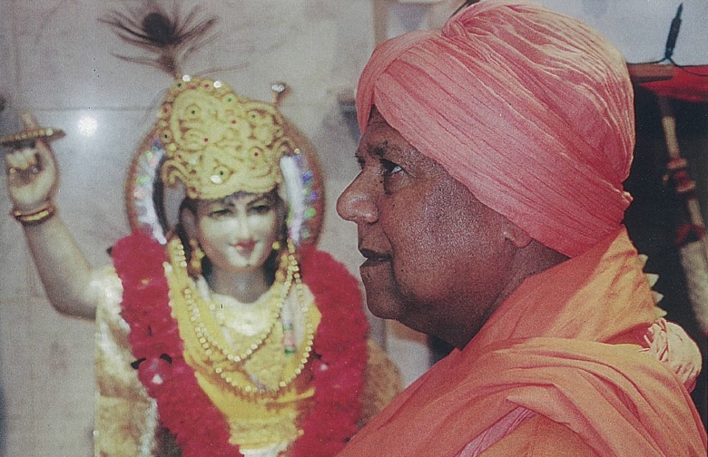 Swami Nirliptananda