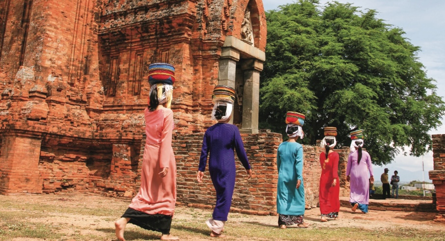 Cultures: Vietnam’s Champa Kingdom Marches on