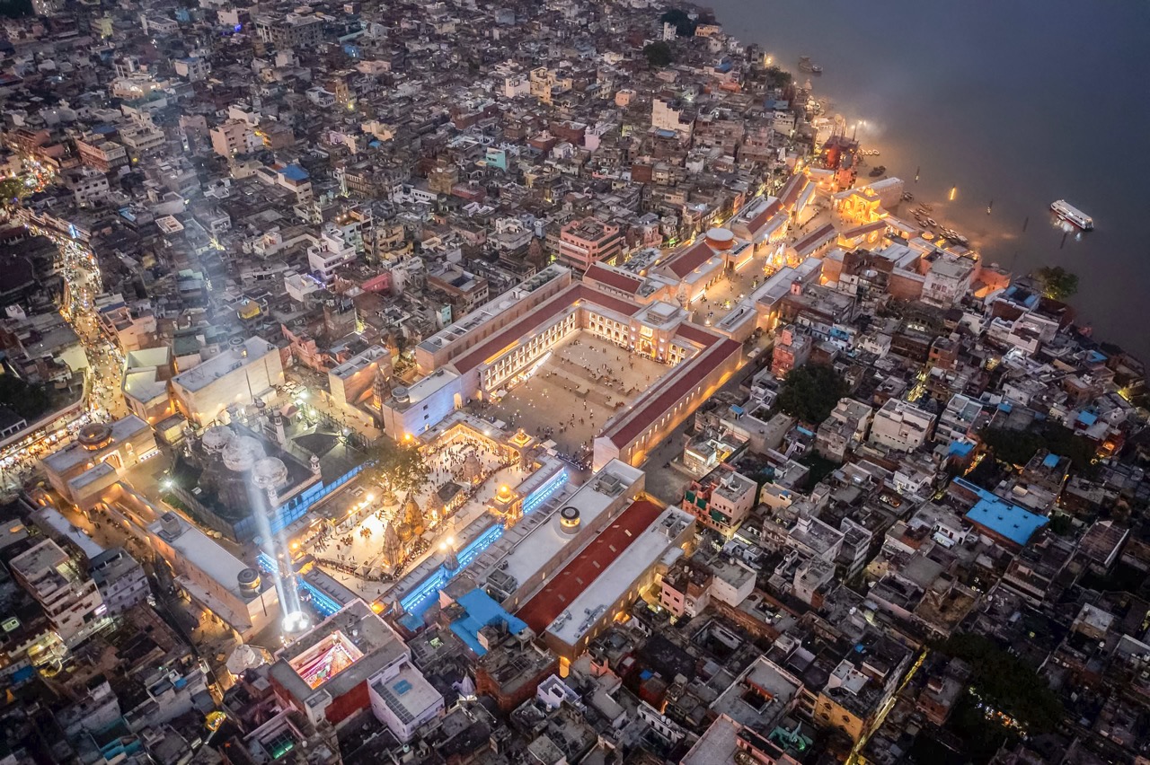 Kashi Reimagined: a Corridor through Time